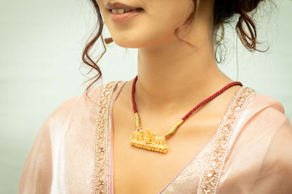 Amayra pendant